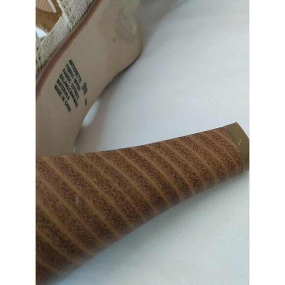 Cloud Walkers Antoinette Tan Vegan Suede Strappy T-strap 4" High Heels Sz 9 W - Picture 9 of 9